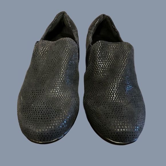 Vaneli Sport "Anemone" Navy Metallic Loafers 6 - Picture 2 of 5